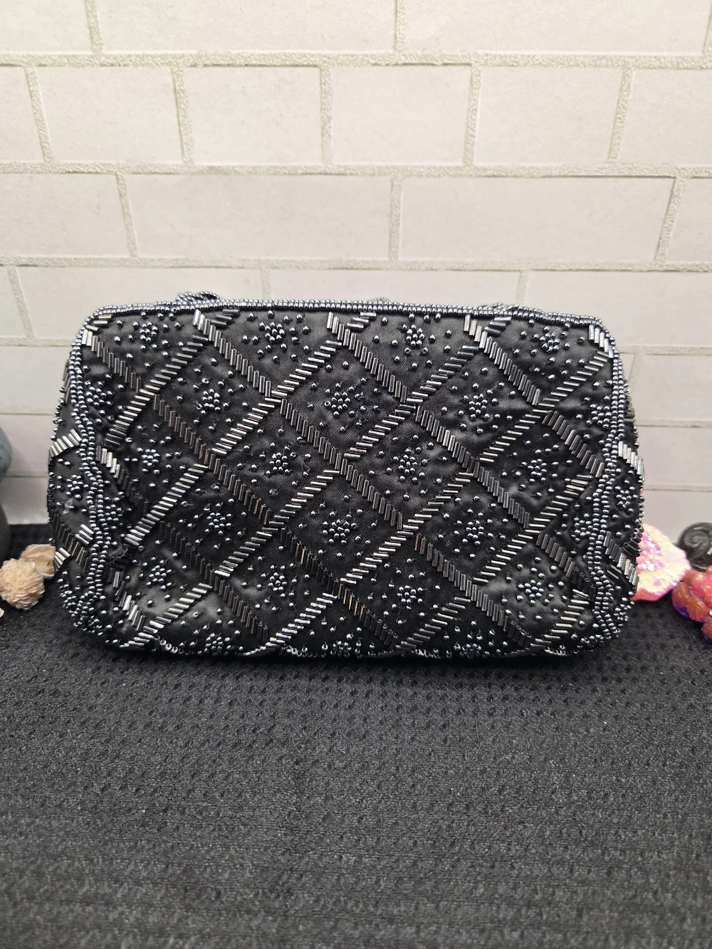 Vintage La Regale Black Beaded Evening Clutch with Braided Strap - Picture 4 of 5